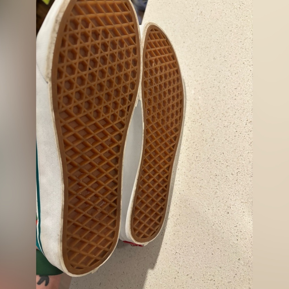Old Skool Simpson Vans, Men’s size 5.5, Women’s size 7 - Picture 12 of 12